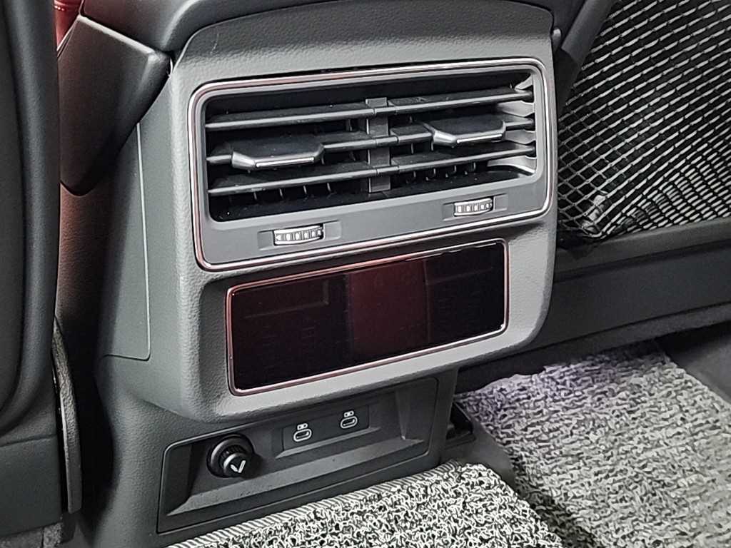 Audi Q8 2023 Negro - Importación desde Corea - HF Imports Iquique - Foto 13