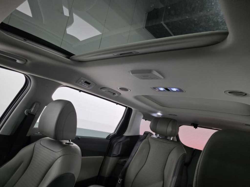 KIA Carnival 2025 Negro - Importación desde Corea - HF Imports Iquique - Foto 14