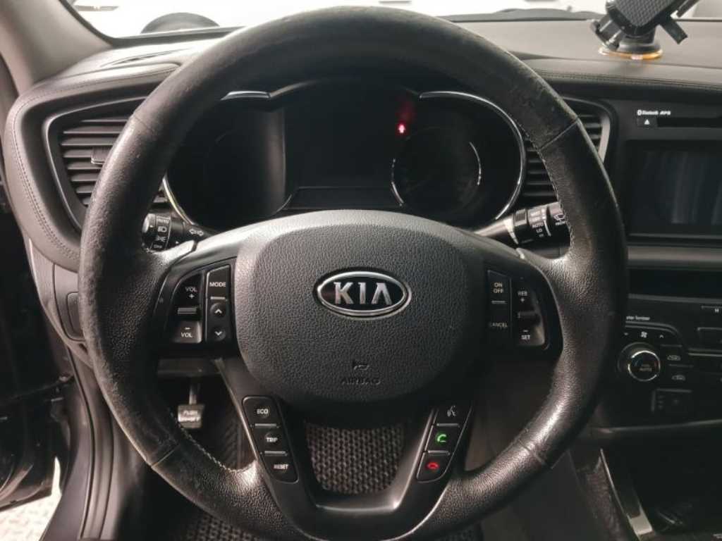 KIA K5 - Vista 11