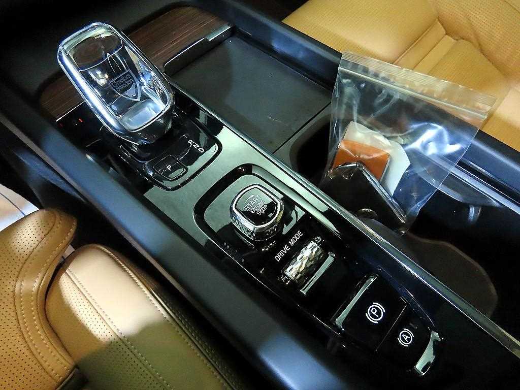 Volvo XC60 - Vista 12