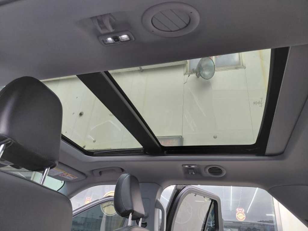 Ford Explorer 2021 Negro - Importación desde Corea - HF Imports Iquique - Foto 17