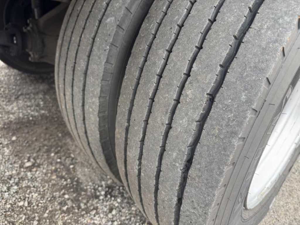 medium and large cargo truck 2017 Plateado - Importación desde Corea - HF Imports Iquique - Foto 16