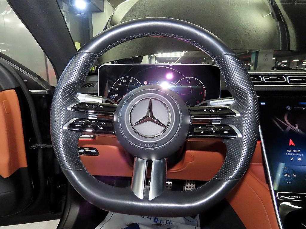 Mercedes Benz S Class - Vista 8