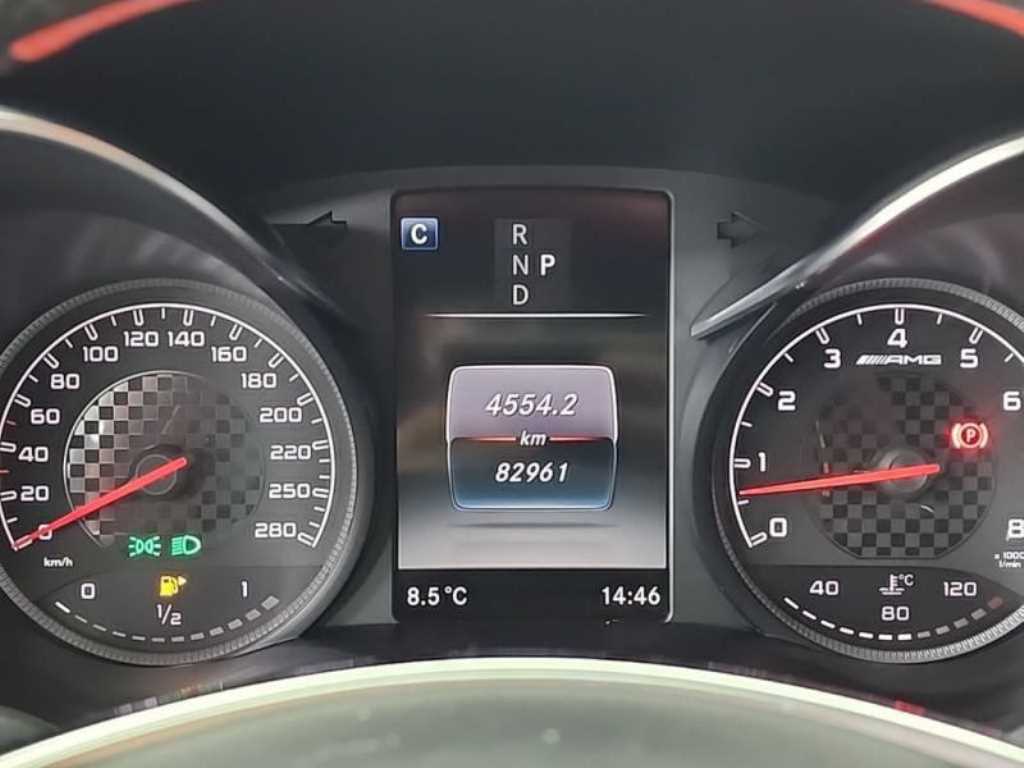 Mercedes Benz GLC Class - Vista 6