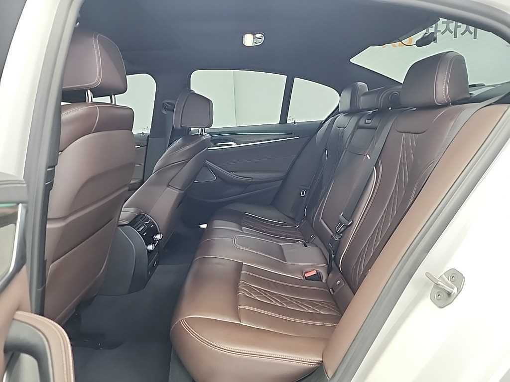 BMW 5 Series - Vista 12