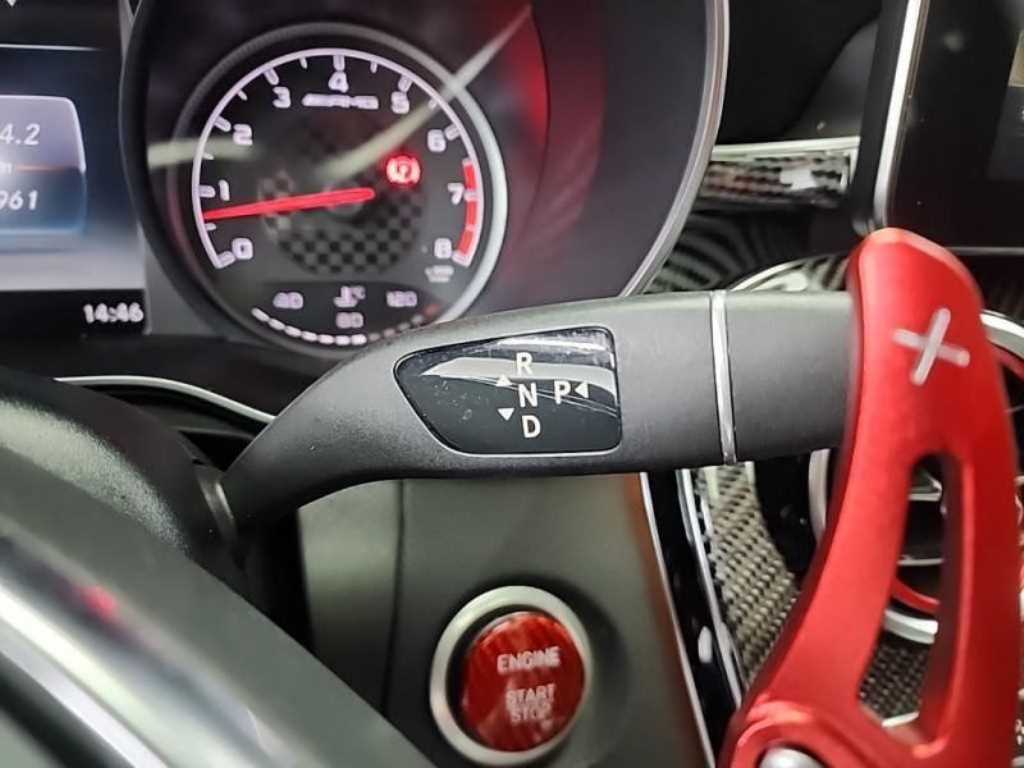 Mercedes Benz GLC Class - Vista 8