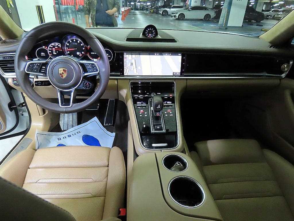 Porsche Panamera - Vista 10