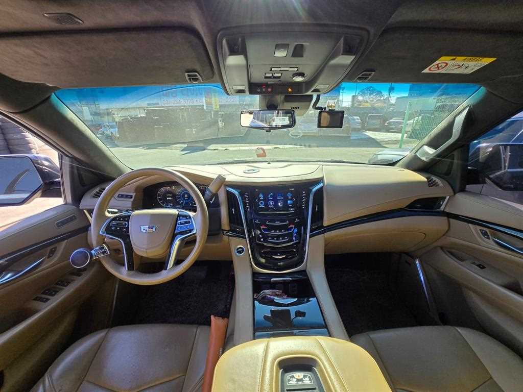 Cadillac Escalade 2018 Negro - Importación desde Corea - HF Imports Iquique - Foto 16