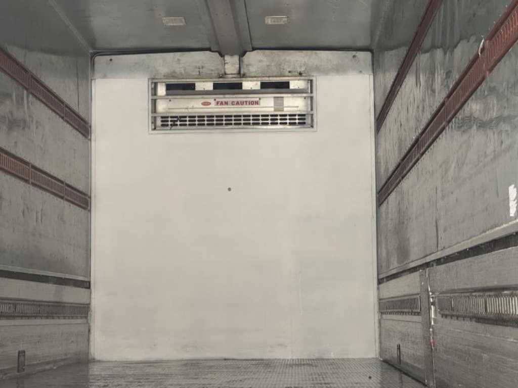 medium and large cargo truck - Vista 8