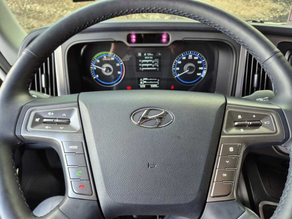 medium and large cargo Cargo 2023 Blanco - Importación desde Corea - HF Imports Iquique - Foto 15