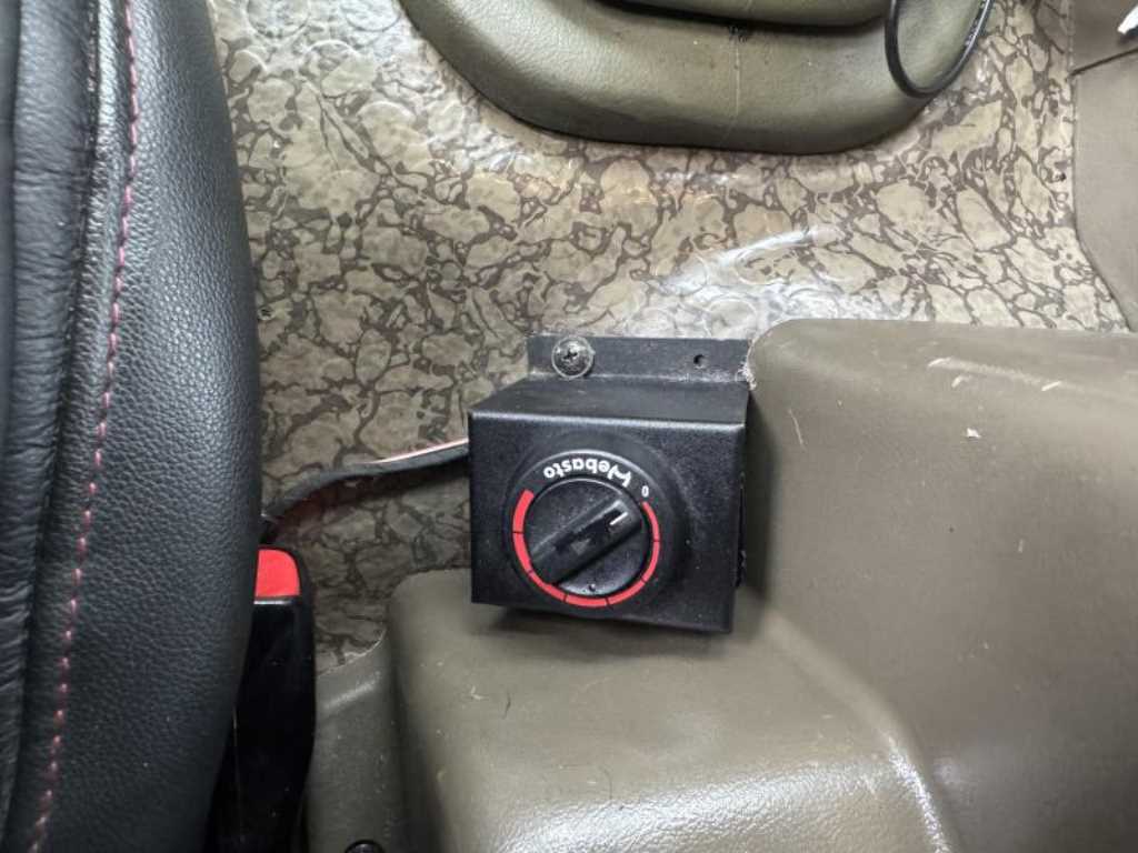 medium and large cargo truck - Vista 12