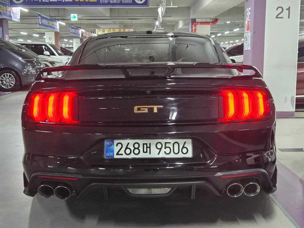 Ford Mustang - Vista 5