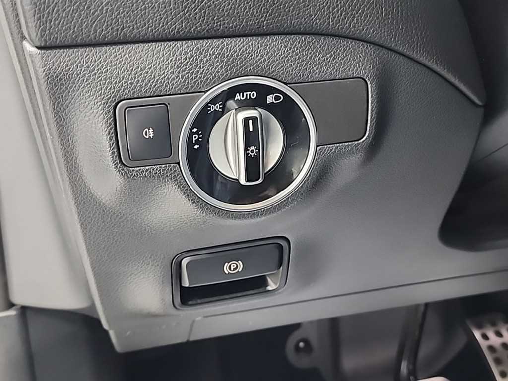 Mercedes Benz CLA Class 2019 Blanco - Importación desde Corea - HF Imports Iquique - Foto 17