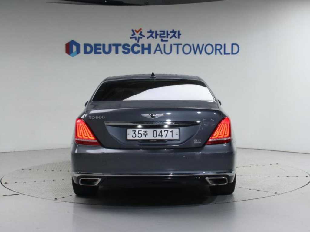 Genesis EQ900 - Vista 4