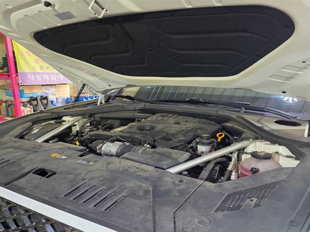 Genesis GV70 2022 Blanco - Importación desde Corea - HF Imports Iquique - Foto 18