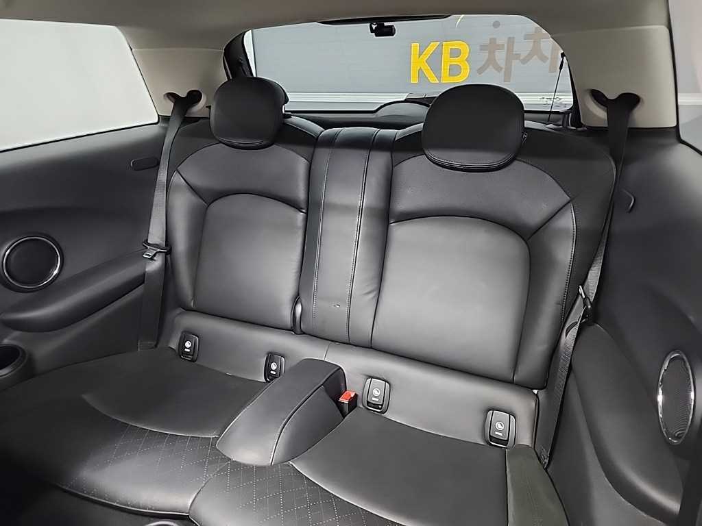 Mini Cooper - Vista 12