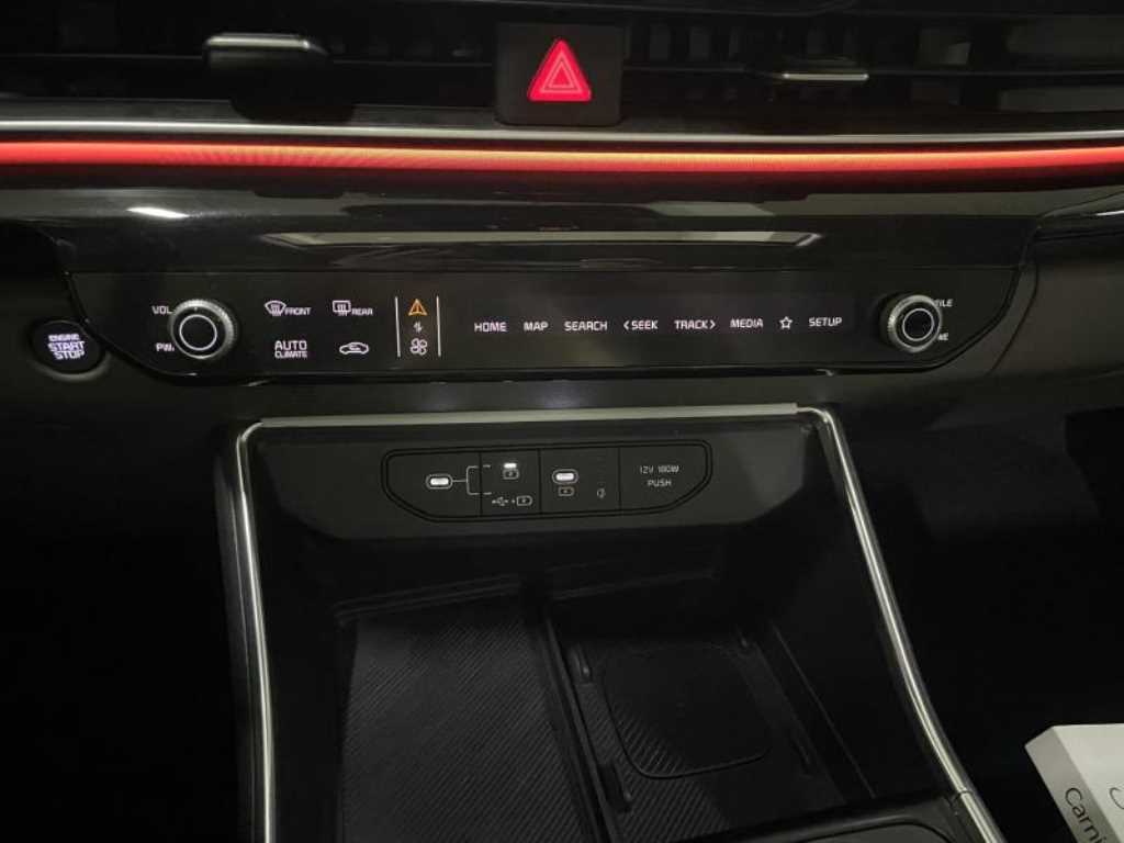 KIA Carnival - Vista 9