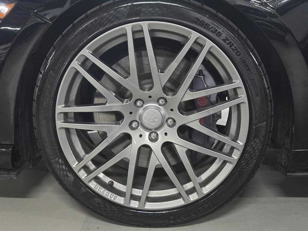 Ford Mustang - Vista 7