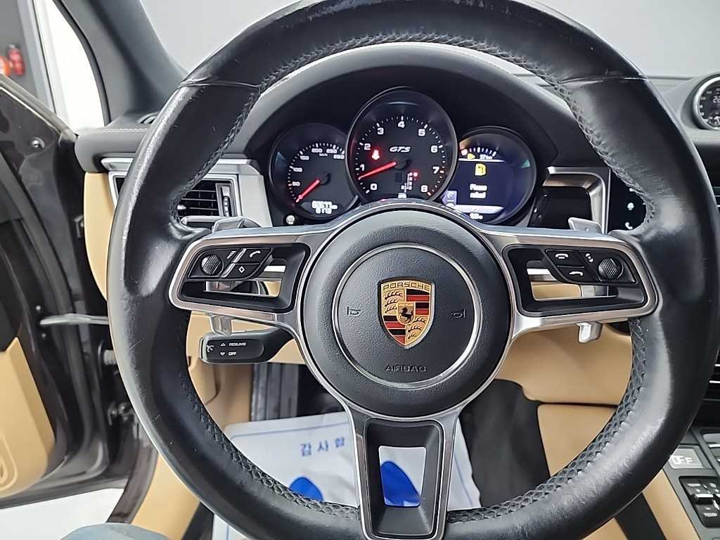 Porsche Macan - Vista 9