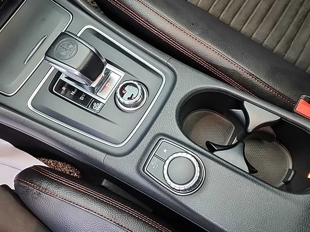 Mercedes Benz CLA Class - Vista 8