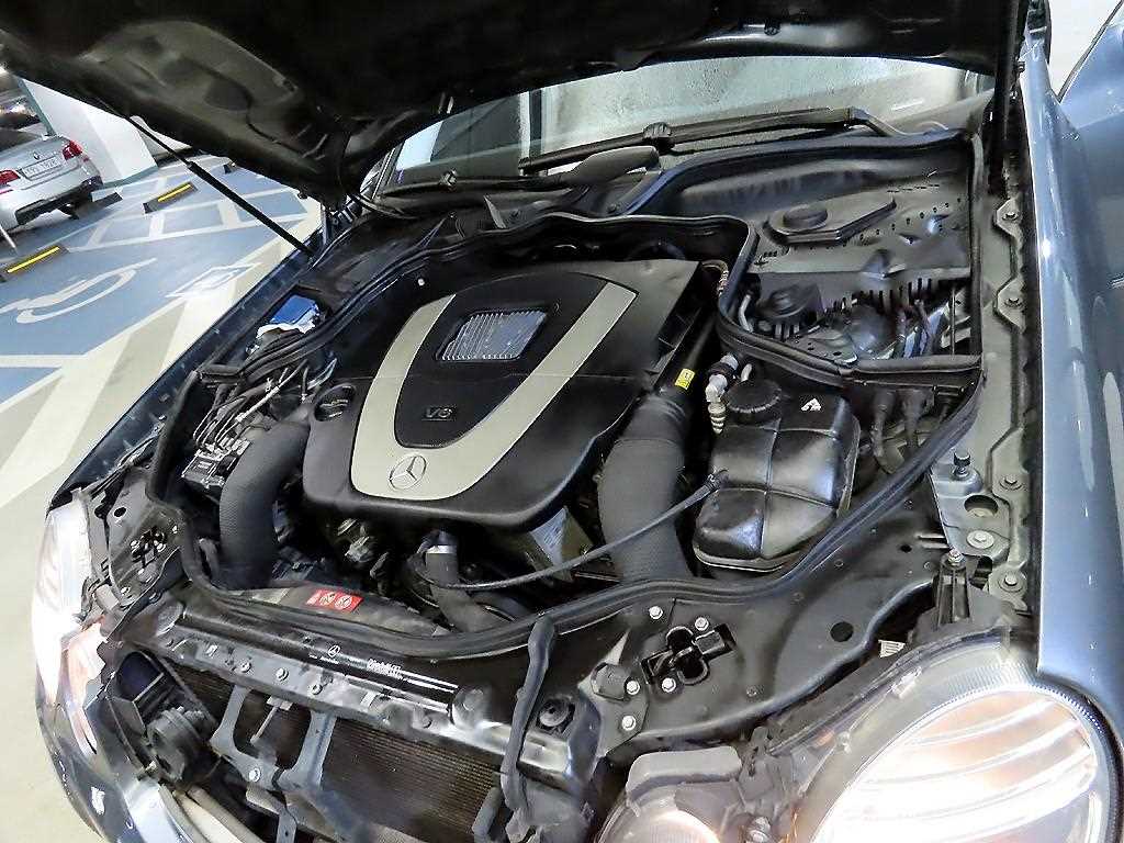 Mercedes Benz E class 2008 Gris - Importación desde Corea - HF Imports Iquique - Foto 17