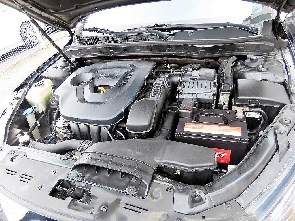 KIA K5 2015 Negro - Importación desde Corea - HF Imports Iquique - Foto 19