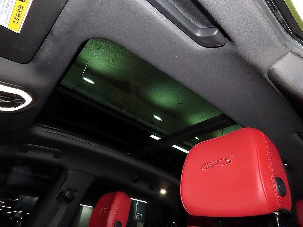 Porsche Macan 2018 Negro - Importación desde Corea - HF Imports Iquique - Foto 15