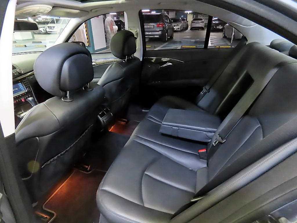 Mercedes Benz E class - Vista 7
