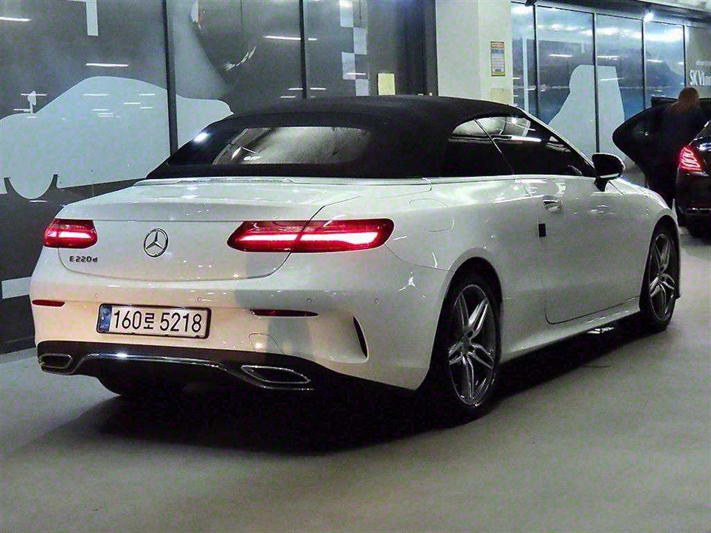 Mercedes Benz E class - Vista 5