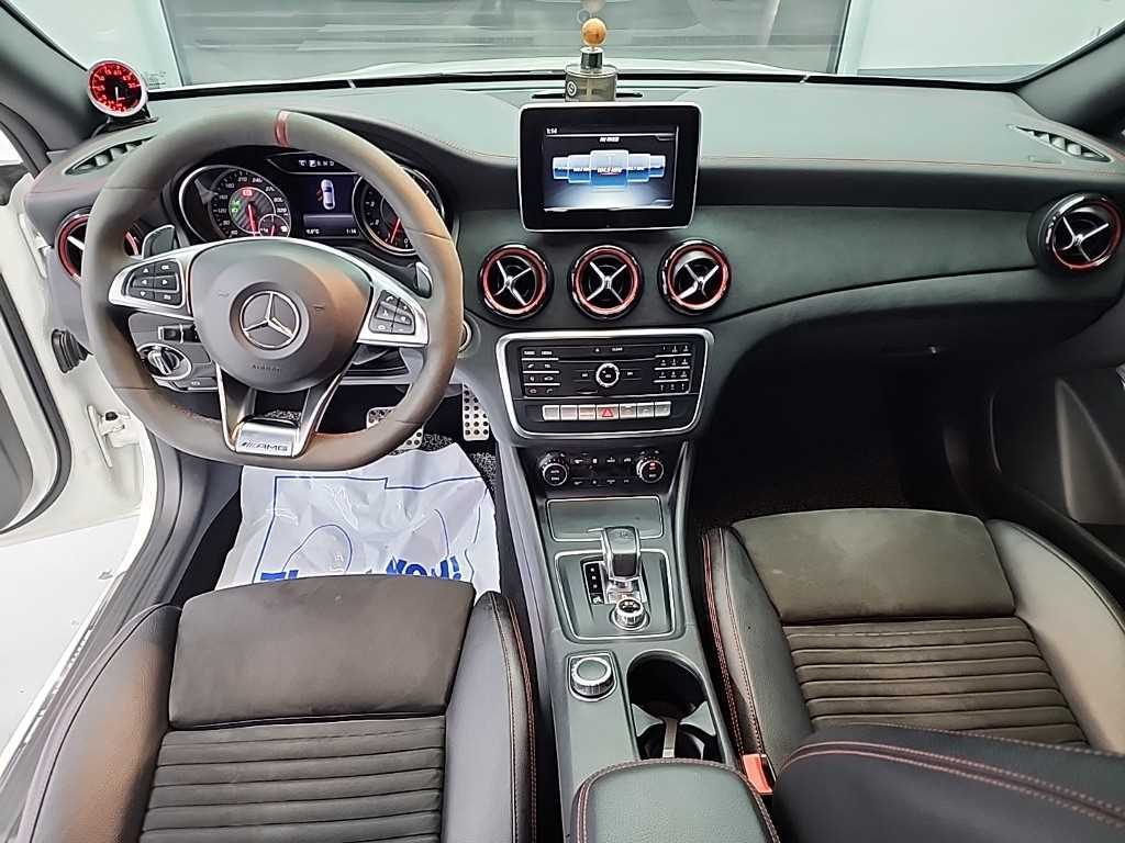 Mercedes Benz CLA Class - Vista 7