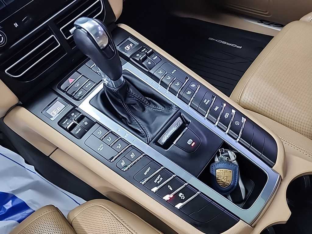 Porsche Macan - Vista 8