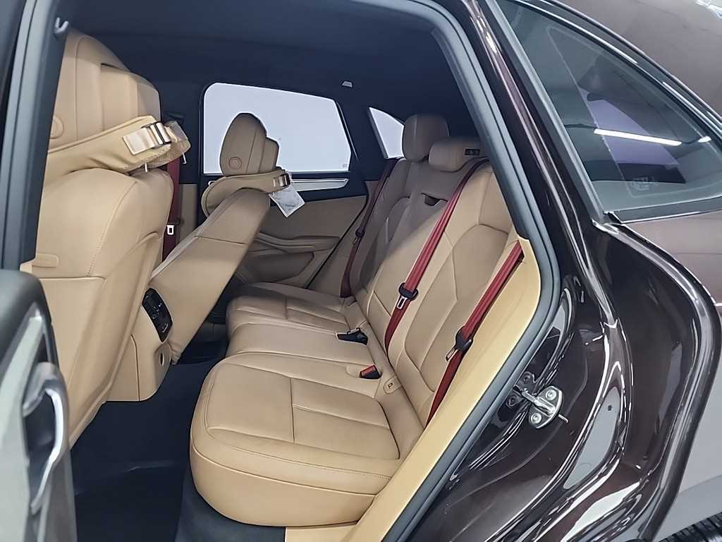 Porsche Macan - Vista 12