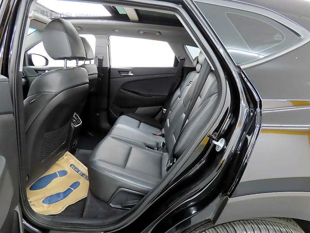HYUNDAI Tucson - Vista 6