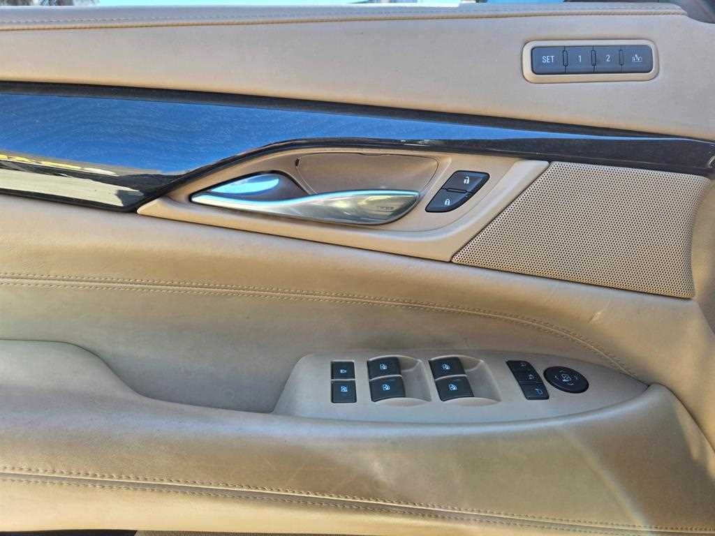 Cadillac Escalade - Vista 5