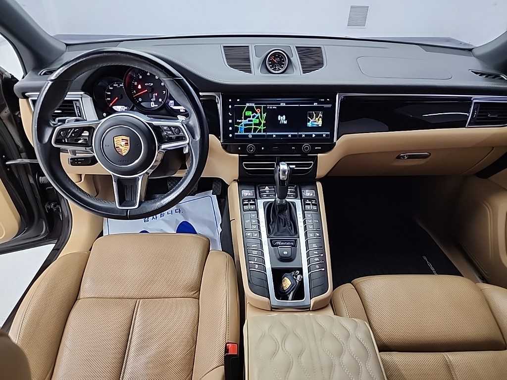 Porsche Macan - Vista 7