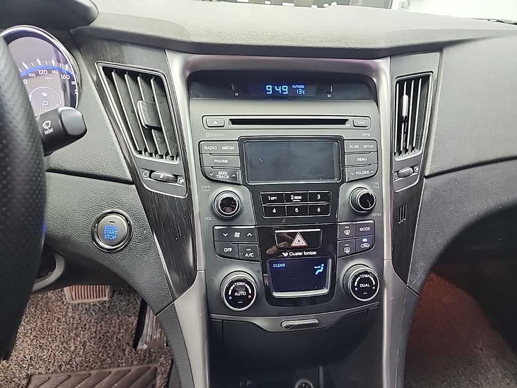 HYUNDAI Sonata - Vista 9