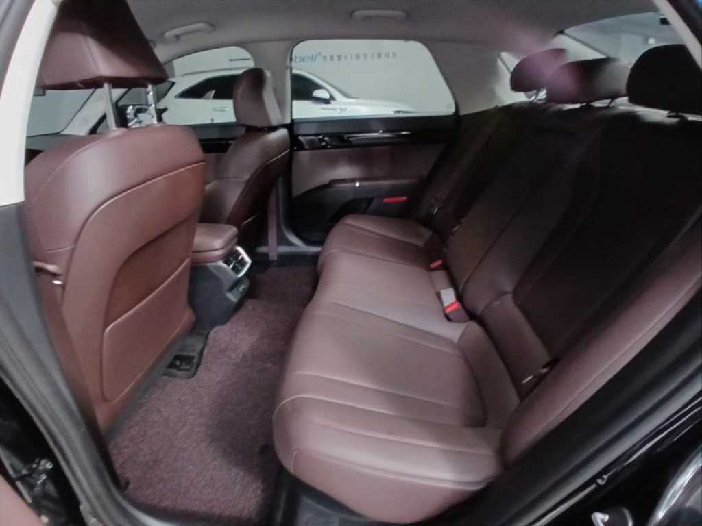 HYUNDAI Grandeur - Vista 8