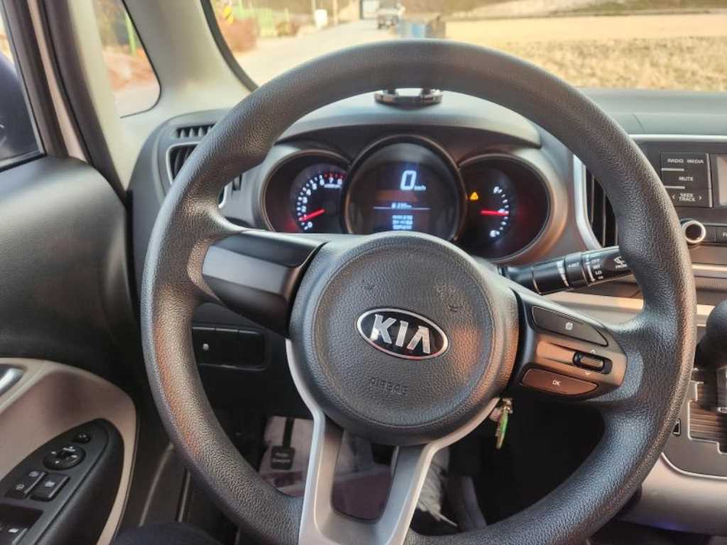 KIA Ray - Vista 12