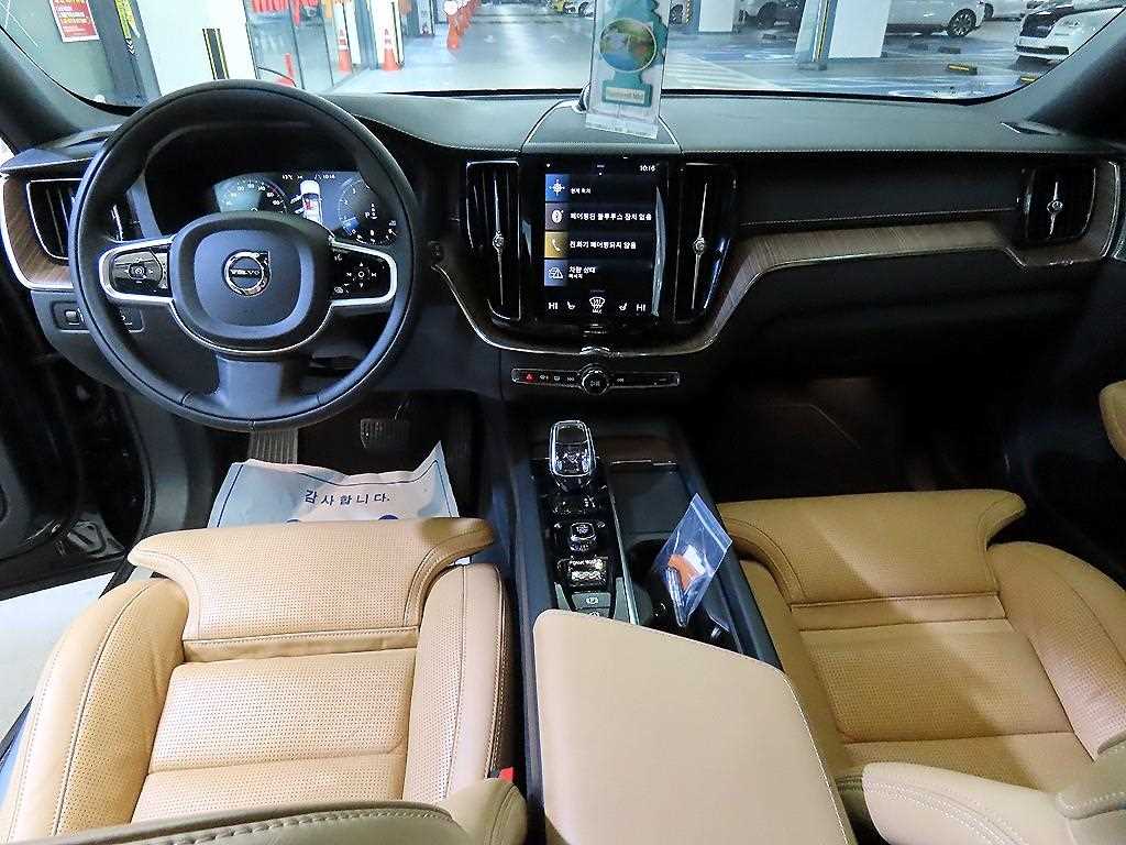 Volvo XC60 - Vista 10