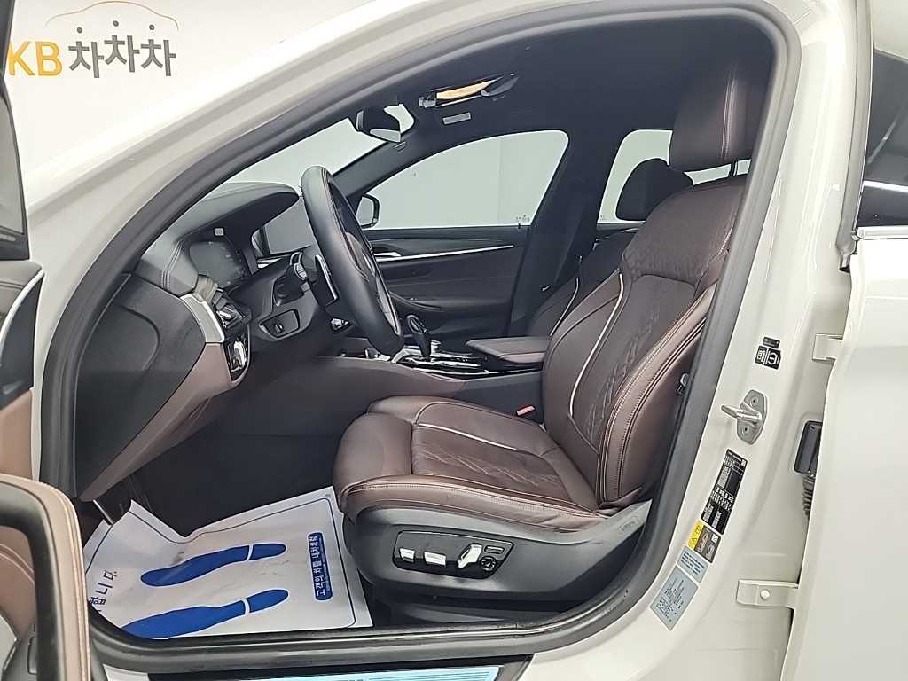 BMW 5 Series - Vista 11