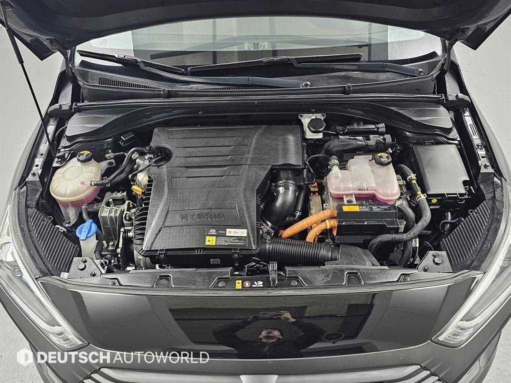 HYUNDAI Ioniq - Vista 5