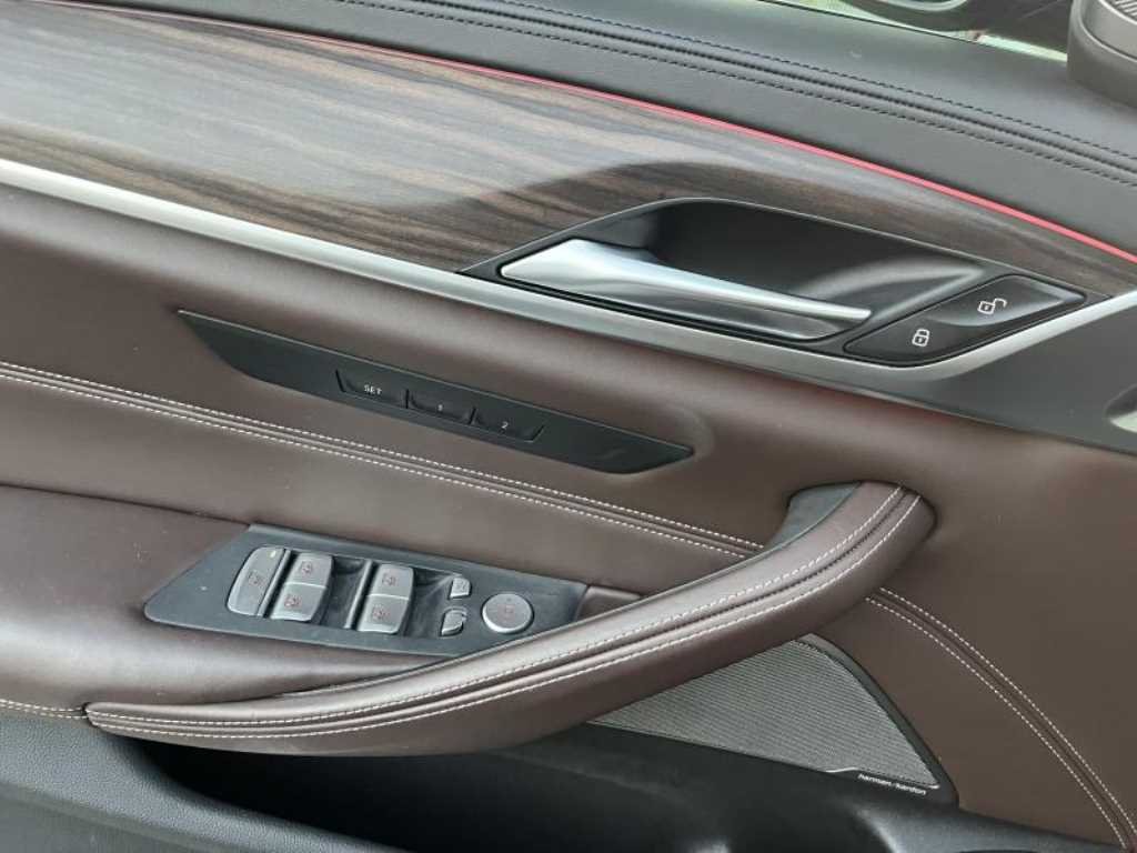 BMW 5 Series 2020 - Importación desde Corea - HF Imports Iquique - Foto 15