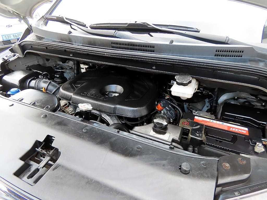 HYUNDAI Starex 2019 Negro - Importación desde Corea - HF Imports Iquique - Foto 19