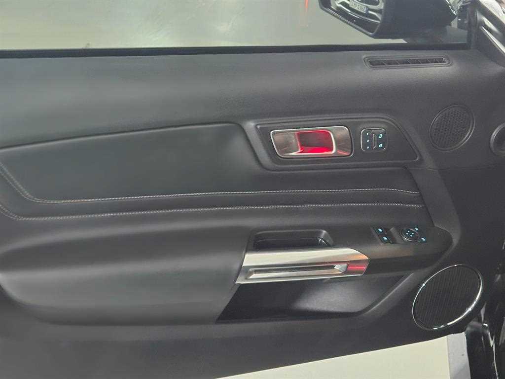 Ford Mustang 2019 Negro - Importación desde Corea - HF Imports Iquique - Foto 17