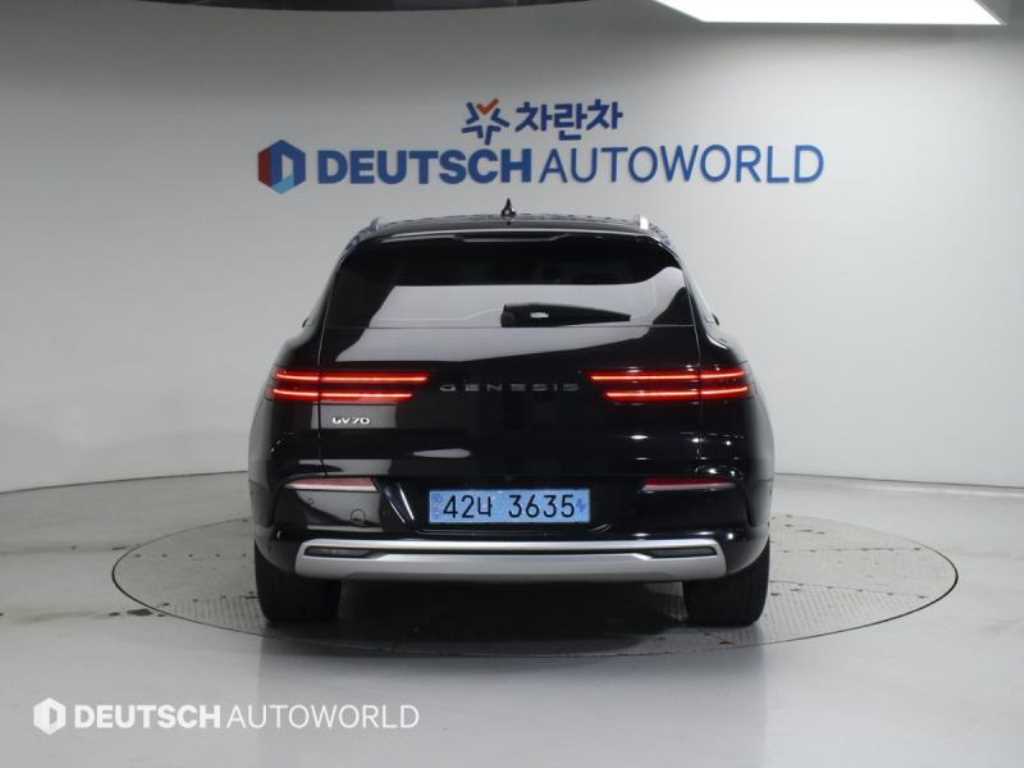 Genesis GV70 - Vista 4