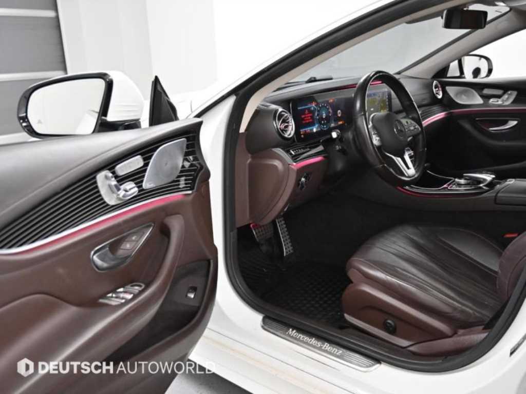 Mercedes Benz CLS Class - Vista 10