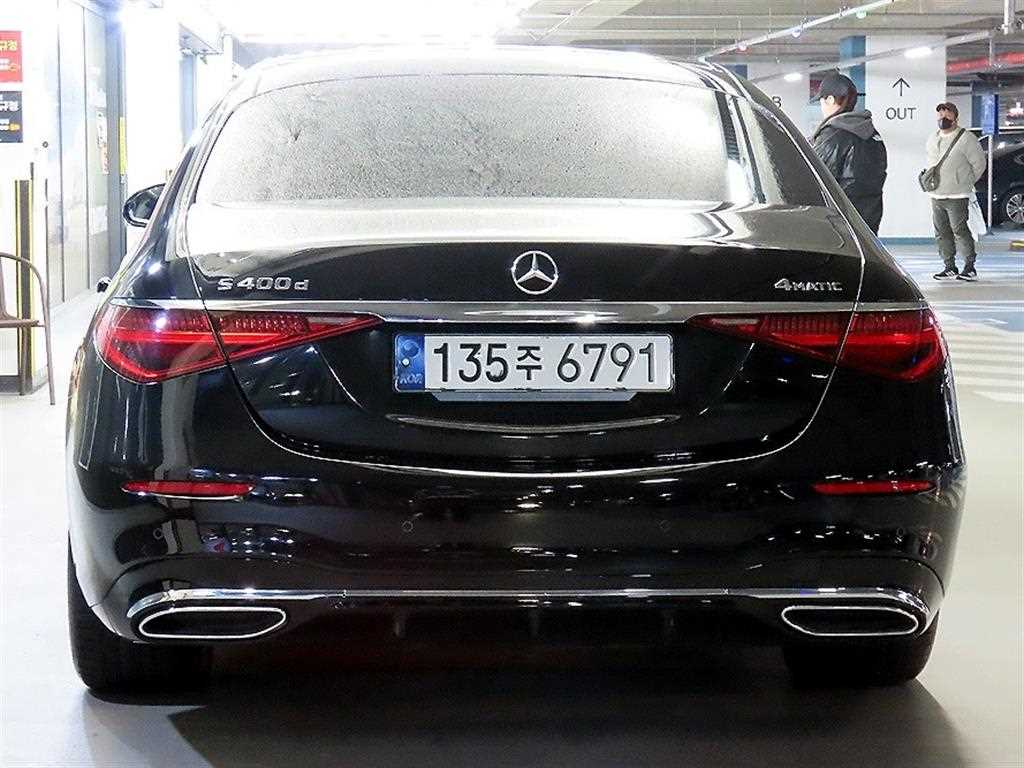 Mercedes Benz S Class - Vista 5