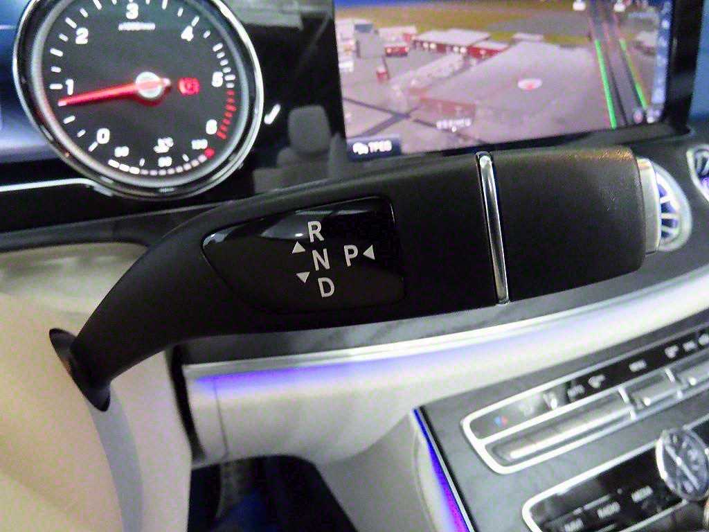 Mercedes Benz E class 2018 Blanco - Importación desde Corea - HF Imports Iquique - Foto 15