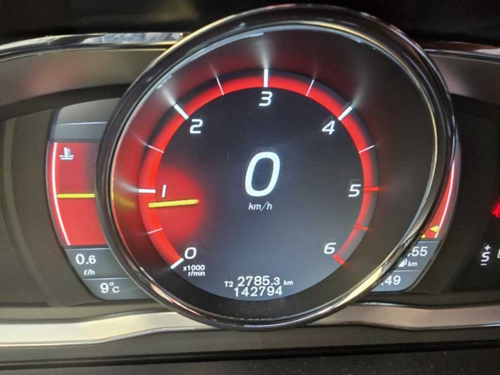 Volvo XC60 2015 Gris - Importación desde Corea - HF Imports Iquique - Foto 14