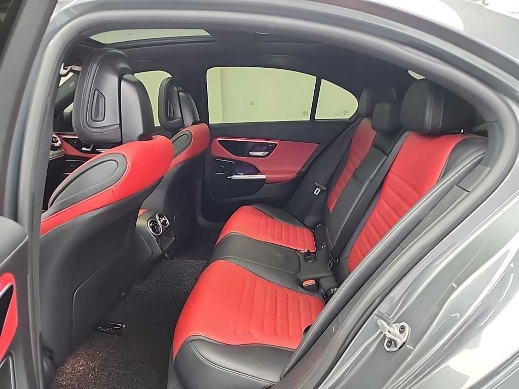 Mercedes Benz C Class - Vista 12